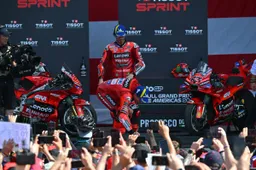 MotoGP, Bagnaia ancora sconfitto: "Mi sono anche preso un vaffa da Marquez"