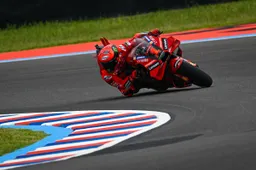 MotoGP Argentina, Prove 3: Bagnaia e Bezzecchi dettano il passo
