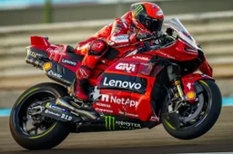 MotoGP Valencia: Martin che disastro, Bagnaia di nuovo campione