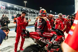 MotoGP Qatar, il motivo del crollo di Pedro Acosta: la gomma non c'entra