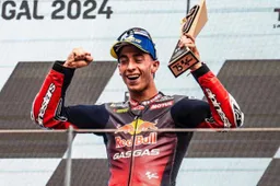 MotoGP: Pedro Acosta stellare a Portimao, KTM ha ora il suo paladino?