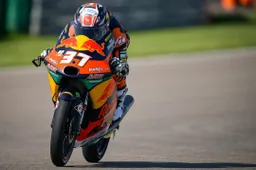 Moto3 Sachsenring: Pedro Acosta li beffa tutti e torna a vincere