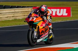 Moto2 Valencia, Prove 2: Aldeguer ci prova, ma Acosta è da record