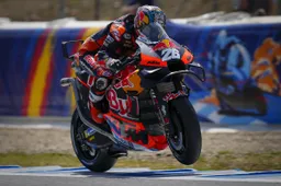 MotoGP: Dani Pedrosa dà la sveglia in KTM,  Binder e Miller volano