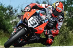 Danilo Petrucci all'attacco di Gagne per la pole a Laguna Seca