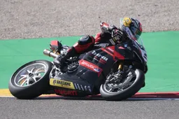 Superbike Aragon: Prove 2 tripletta Ducati, Petrucci accorcia le distanze