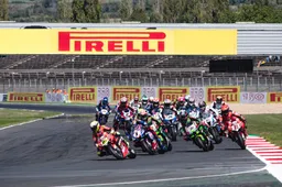 Superbike: Pirelli alza l'asticella con l'evoluzione B800 vincente al debutto