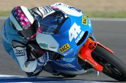 125cc Jerez Gara: Pol Espargaro vince, Terol resta leader