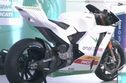 MotoE, presentata a Vallelunga la nuova era targata Ducati