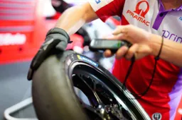 MotoGP, regola pressione gomme: dialogo Dorna-Michelin per cambiare