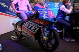 Moto3: PrüstelGP al via, ecco le livree delle moto di Dupasquier e Yamanaka