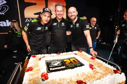 Superbike, il team Kawasaki Puccetti si presenta: Sykes e Oncu carichi