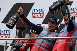 MotoGP, Marc Marquez sul podio: il curioso aneddoto di papà Julià