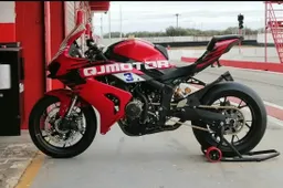 Supersport: la QJ SRK 800 RR sarà omologata in tempo?