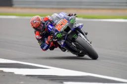MotoGP Silverstone: Dominio Quartararo, primo storico podio Aprilia!
