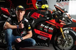 Superbike: Barni Racing, ecco la Ducati 'rossonera' di Tito Rabat