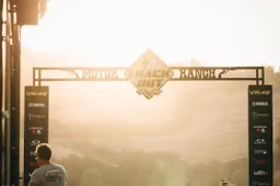 Valentino Rossi, 100 km dei Campioni al via: contesa politica a Tavullia