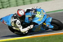 MotoGP: Randy De Puniet fa volare la Suzuki 800 a Valencia