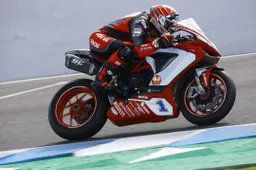 Superbike, MV Agusta: "Eravamo all'oscuro, agiremo per vie legali"