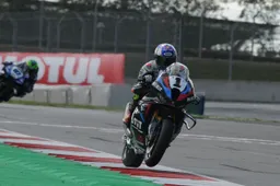 Superbike Magny Cours: Razgatlioglu li spazza via,  gara 1 non c'è storia