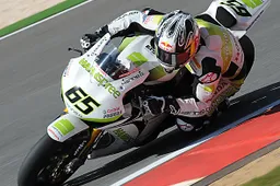 MotoGP: primo giorno di test a Sepang per Jonathan Rea