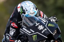 Superbike, Test Portimao day-1: sfida a tre Rea, Toprak, Bautista