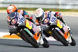 Red Bull Rookies Cup Brno Gara: ancora Hanika, Pagliani sfiora la vittoria