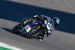 SBK, Gardner migliora: "Yamaha R1 un giocattolo rispetto alla MotoGP"