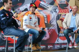 MotoGP: Pedrosa e Dovizioso in visita a Honda Europe