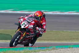 Superbike Imola: Michael Rinaldi tutto-o-niente, la Ducati va più di prima