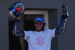 Suzuki vince e scappa dalla  MotoGP,  Rins: "Ora regalatemi la GSX-RR"