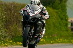 Road Racing: positivo ritorno in azione per Cameron Donald