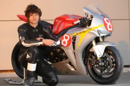 Road Racing: colori anni 60 per Guy Martin ed il Wilson Craig Racing