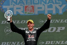 Roberto Farinelli, ecco chi è il dominatore del National Trophy 600