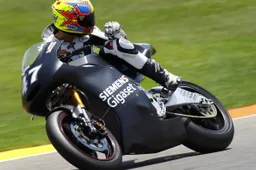 Moto2: tempi record a Valencia nel CEV con Espargaro e Rolfo