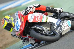 Supersport Jerez Qualifiche 2: Lowes soffia la pole a Rolfo