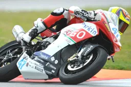 Supersport Mosca Prove 2: Rolfo al comando con la MV