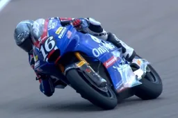 Moto2 Brno: vola Roberts prima del diluvio, Pasini e Vietti in Q2