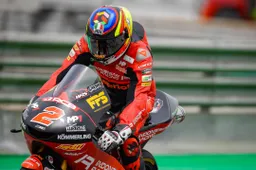 Moto3 Catalunya: Rodrigo in pole su Alcoba, team Gresini all'attacco