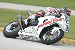 AMA Superbike: prima vittoria in carriera per Roger Hayden