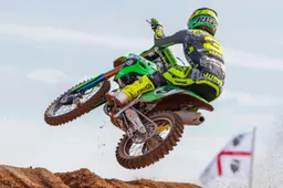 Motocross MXGP Sardegna: Romain Febvre vince tra i colpi di scena