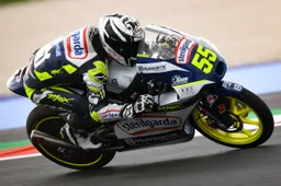 Moto3 Misano: Romano Fenati in pole, prima fila tutta tricolore