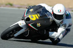 Moto3: fantastica notizia, Romano Fenati comanda i test a Jerez