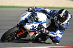 Supersport: Ronan Quarmby firma con PTR Honda