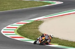 Red Bull Rookies Cup in azione alla Cattedrale delle due ruote