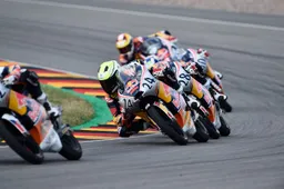 Red Bull Rookies Cup, Austria, Gara 2: La prima vittoria di Xavier Artigas
