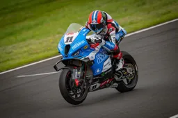 Team del BSB in pista a Knockhill: si rivede Rory Skinner