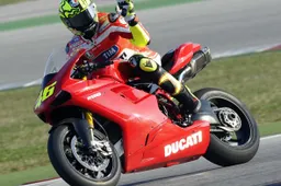 MotoGP: Valentino Rossi "La spalla mi fa soffrire"