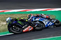 MotoGP: Alex Rins, rimonta fermata dalla spalla e da Valentino Rossi