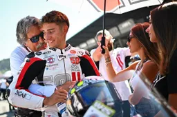 Moto3, Paolo Simoncelli saluta Riccardo Rossi "Ogni carriera ha la sua strada"
